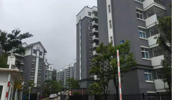 文章附图
