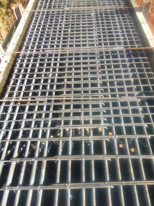 文章附图